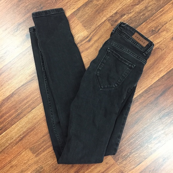 Sezane Denim - Sezane Black Skinny Jeans